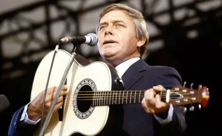 Tom T