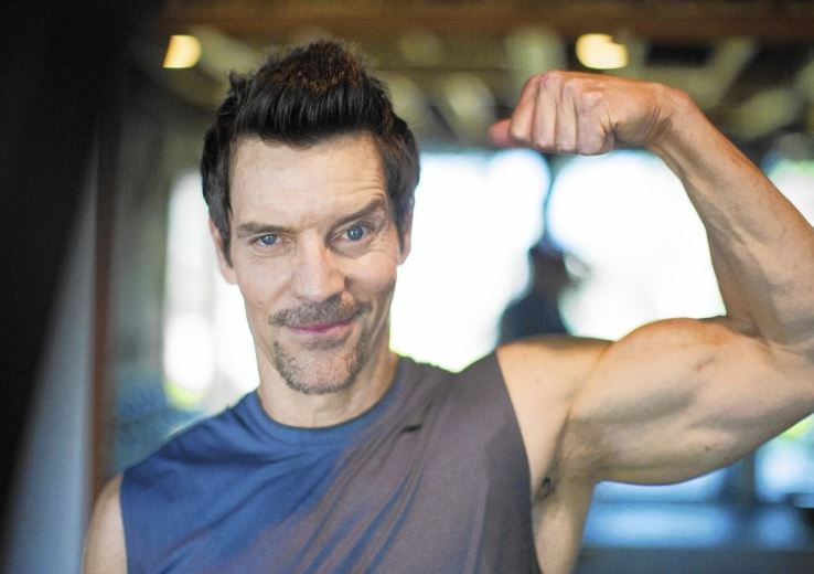 Tony Horton age