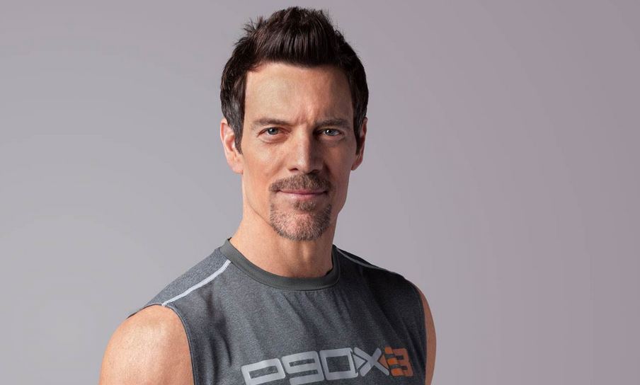 Tony Horton height