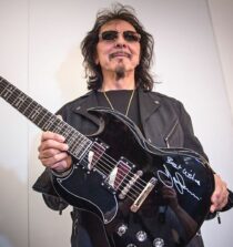 Tony Iommi height