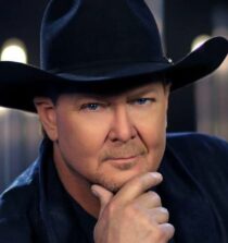 Tracy Lawrence height