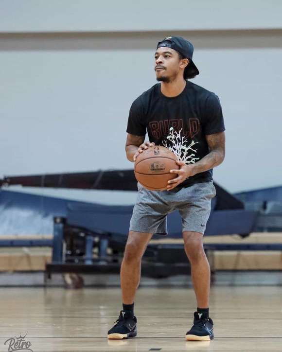 Tyler Ulis weight