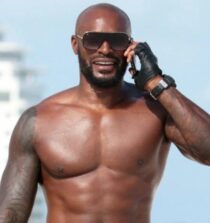 Tyson Beckford height