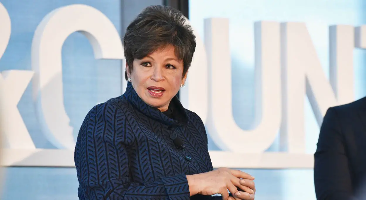 Valerie Jarrett weight