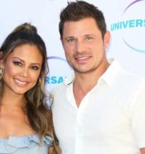 Vanessa Joy Lachey height