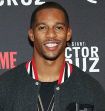 Victor Cruz height