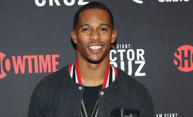 Victor Cruz height