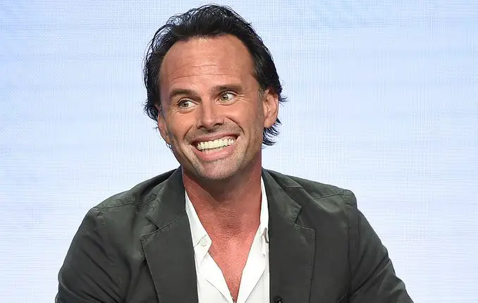 Walton Goggins height