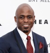 Wayne Brady height