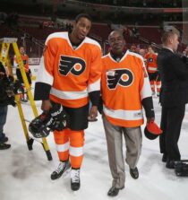 Wayne Simmonds net worth