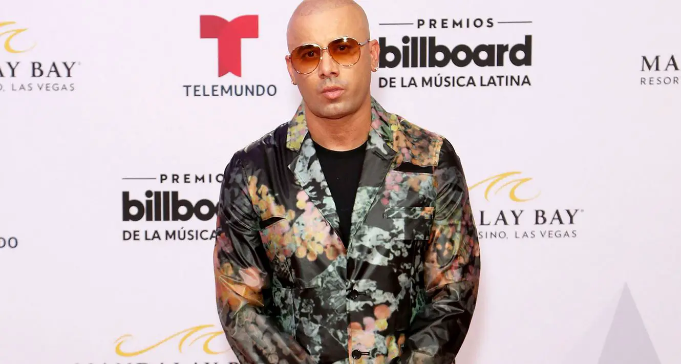 Wisin age