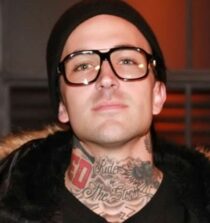 Yelawolf height