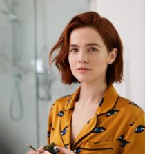 Zoey Deutch weight