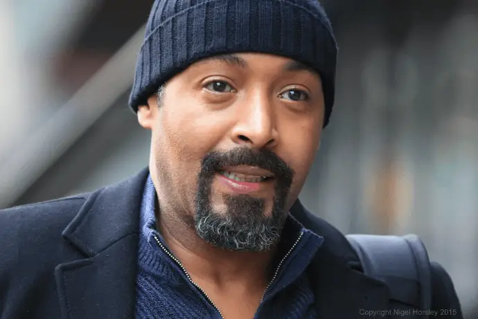 Jesse L. Martin height