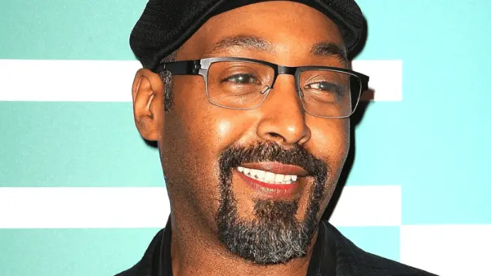 Jesse L. Martin pic