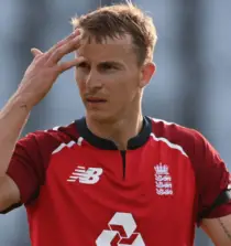 Tom Curran age