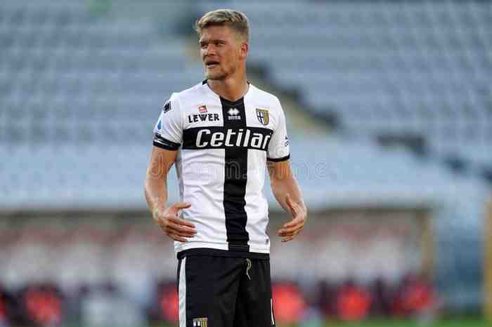 Andreas Cornelius Picture