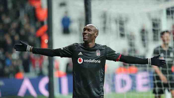 Atiba Hutchinson Image