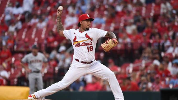 Carlos Martinez Picture