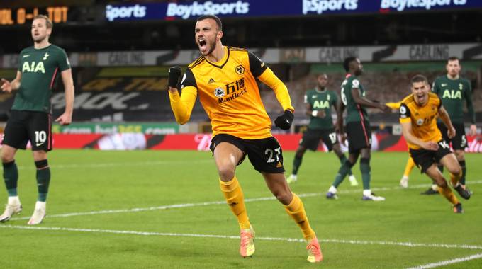 Romain Saiss Picture